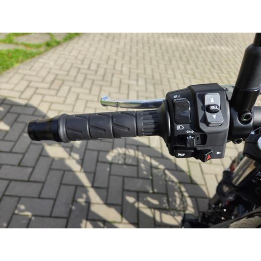 KAWASAKI Z650RS EBONY 2026