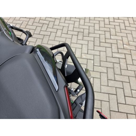 KAWASAKI Z500 SE EBONY 2026 AUTOŠKOLA S OCHRANNÝMI RÁMY