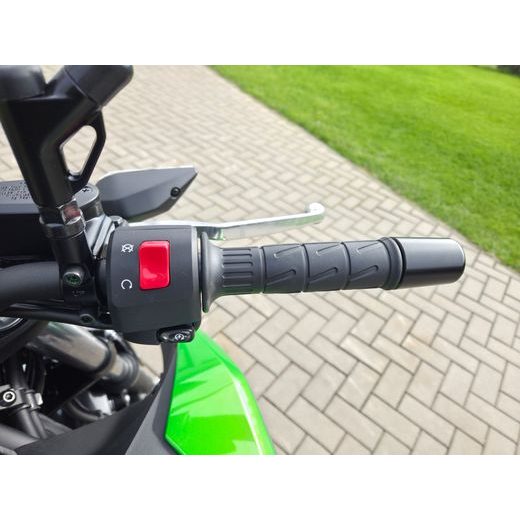 KAWASAKI Z500 CANDY LIME GREEN 2026