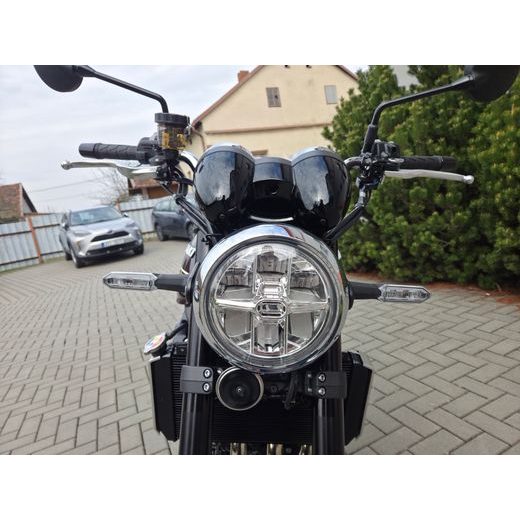 KAWASAKI Z900RS CANDY TONE RED 2026