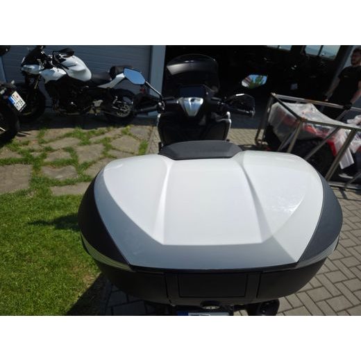 VOGE SR4 MAX 350I LUX WHITE 2025 POUZE 5 TIS. NAJETO