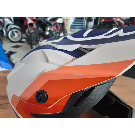 MOTOKROSOVÁ HELMA YOKO SCRAMBLE WHITE / BLUE / FIRE XL POŠKOZENÝ POLEP