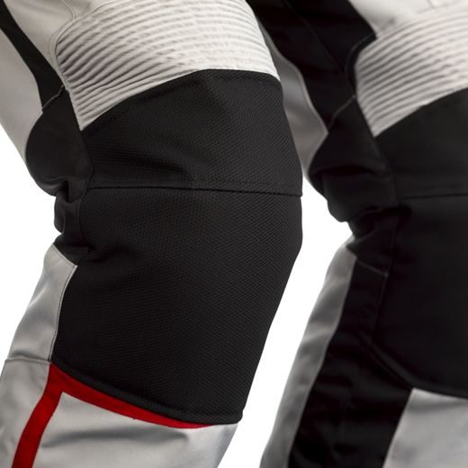 RST MAVERICK CE JN / 2371 STŘÍBRNÁ ČERVENÁ