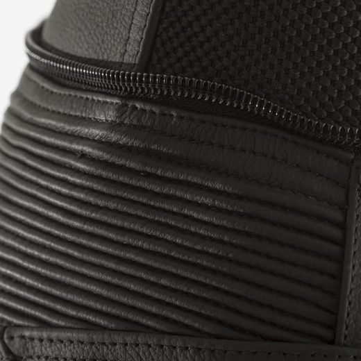 RST GT CE / JN 2291 ČERNÁ