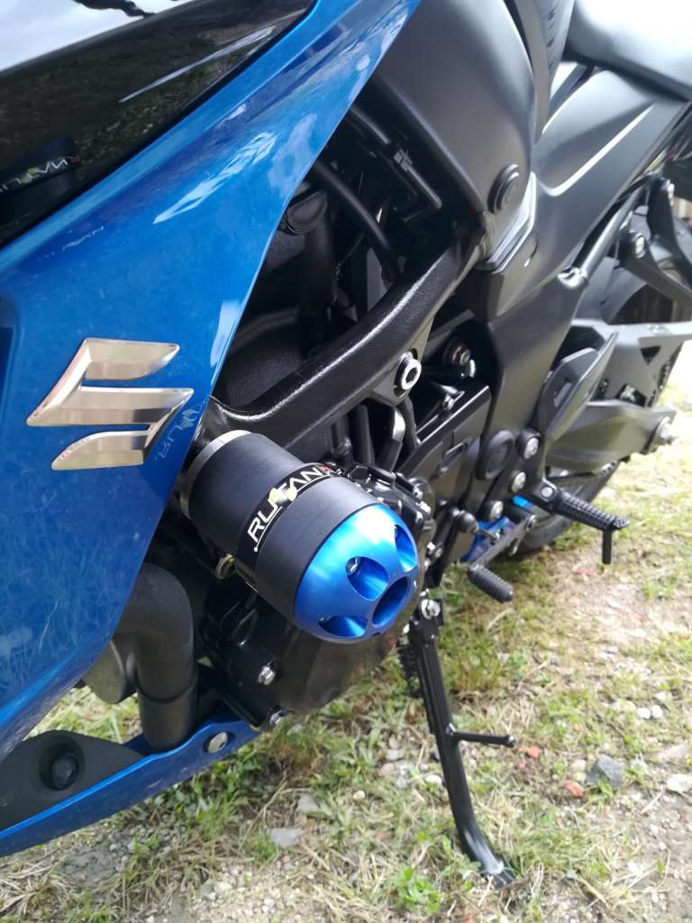 Protektory na rám DRAGON - SUZUKI GSR / GSX-S 750 Protektory na rám DRAGON - SUZUKI GSR / GSX-S 750