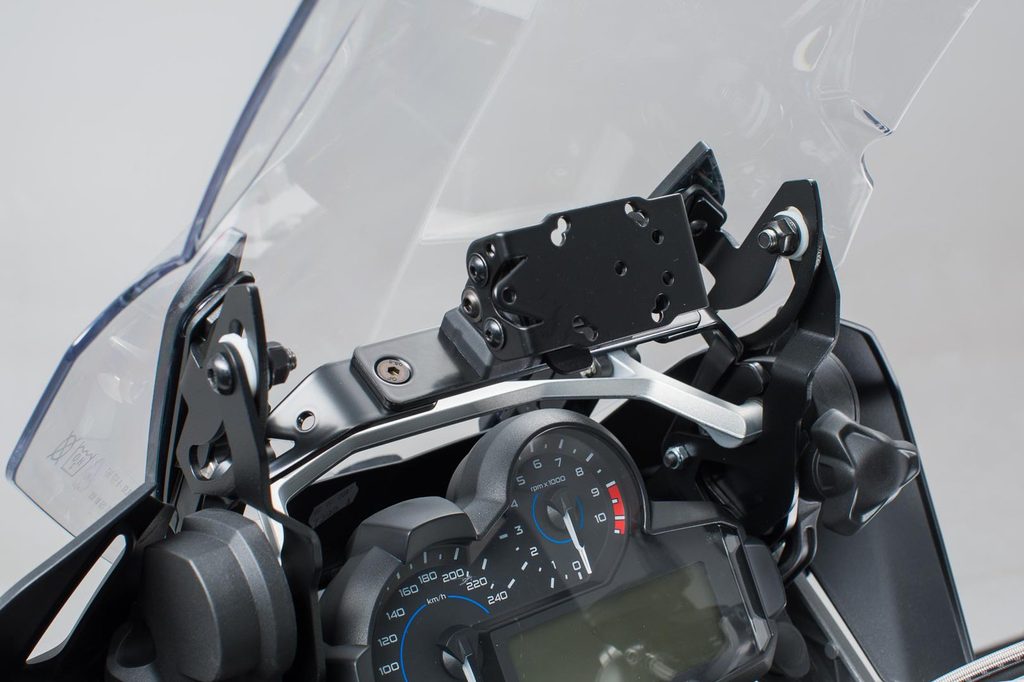 SW MOTECH BMW R 1200 GS LC v ztuha plexi BMW R1200GS 1250 GS