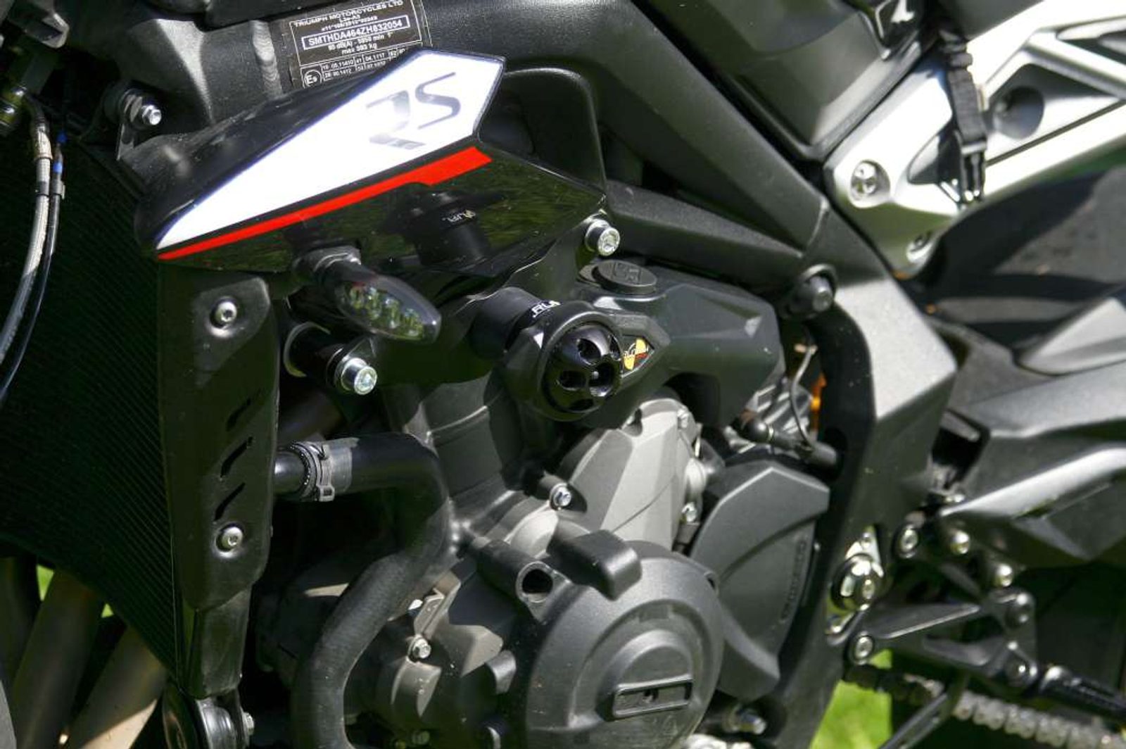 Protektory na rám DRAGON - Triumph Street triple 765 S/R/RS - 17-X