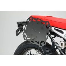 SW MOTECH UNIVERZÁLNÍ BOČNÍ DRŽÁK PRAVÝ PRO SLC BOČNÍ NOSIČ.