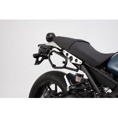 SW MOTECH YAMAHA - XSR 900 - NOSIČ SLC BOČNÍ PRAVÝ ČERNÝ. XSR YAMAHA 900 (15.-).