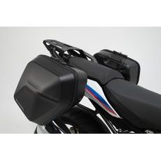 SW MOTECH BMW - R 1200 R - URBAN ABS SADA BOČNÍCH KUFRŮ 2X 16,5 L. BMW R 1200 R (15-18), R 1250 R / RS (18-