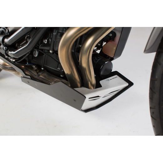 SW MOTECH PŘEDNÍ SPOILER ČERNÁ/STŘÍBRNÁ. MT07/ MT07 TRACER, XSR700 (15-).