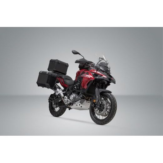 SW MOTECH TRAX ION SADA BOČNÍCH KUFRŮ-ČERNÉ, 45/37 L. BENELLI TRK 502 X (18-).