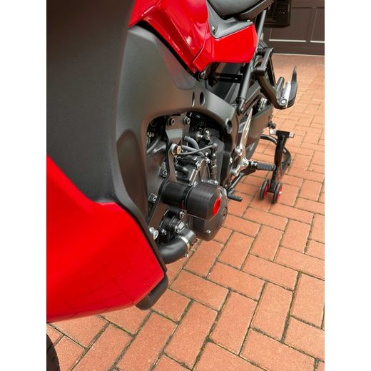 PROTEKTORY NA RÁM ARROW- YAMAHA MT-09 / XSR / TRACER ´14-20