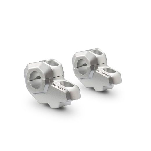 SW MOTECH ZVÝŠENÍ ŘÍDÍTEK 22 MM H = 30 MM. ZPĚT 21 MM. STŘÍBRO.