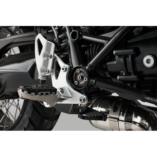 SW MOTECH STUPAČKY BMW R NINE T SCRAMBLER (16-)