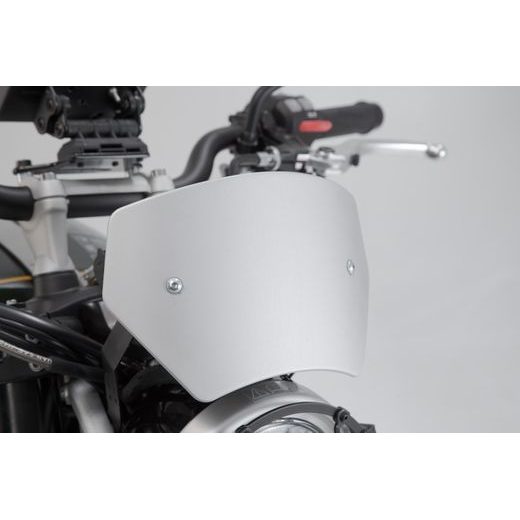 SW MOTECH VĚTRNÝ ŠTÍTEK STŘÍBRNÝ TRIUMPH SCRAMBLER 1200 XC / XE (18-).