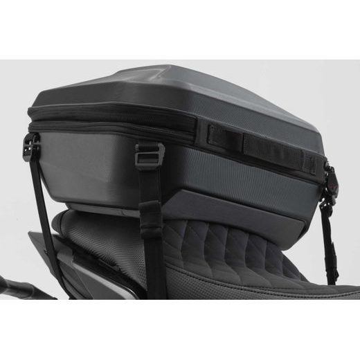 SW MOTECH URBAN ABS TOP CASE 16-29 L. POPRUHOVÝ SYSTEM ABS PLAST. ČERNÁ.
