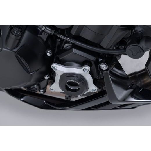 SW MOTECH ENGINE CASE PROTECTOR BLACK/SILVER. KAWASAKI Z1100 (25-).
