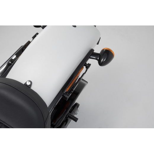 SW MOTECH SLH NOSIČ LEVÝ HARLEY-DAVIDSON SOFTTAIL SLIM (17-).