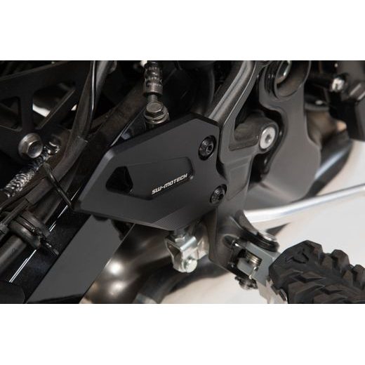 SW MOTECH KRYT ZADNÍ BRZDOVÉ PUMPY KAWASAKI Z900RS / CAFE (17-).