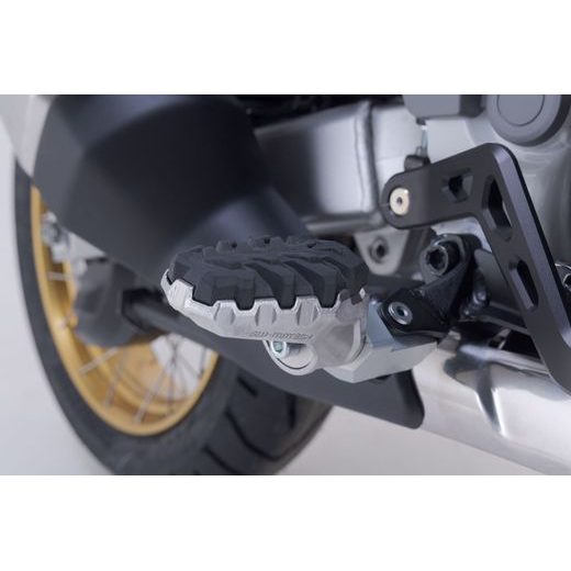 SW MOTECH EVO STUPAČKY HONDA CRF1100L AFRICA TWIN / 1000/1100 ADV SPORTS.
