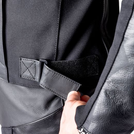 DVOUDÍLNÁ KOŽENÁ KOMBINÉZA IXS ACE 1.0 X2-229406 ČERNÝ 102