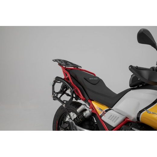 SW MOTECH ADVENTURE SADA KUFRŮ ČERNÁ. MOTO GUZZI V85 TT (19-).