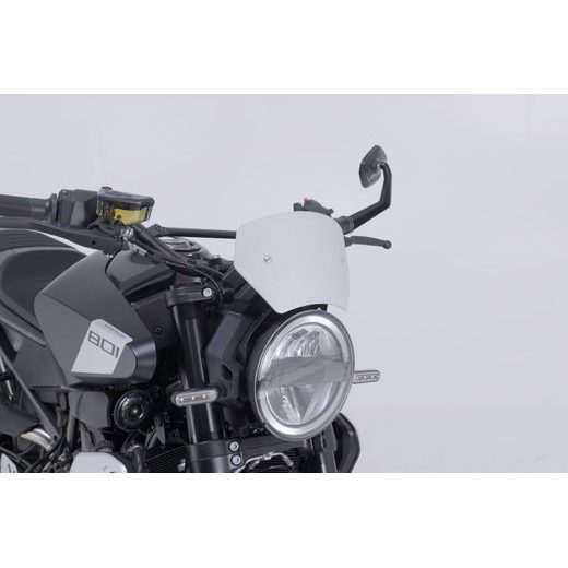 SW MOTECH ŠTÍTEK PŘEDNÍ ŠEDÝ HUSQVARNA SVARTPILEN 801 (24-).