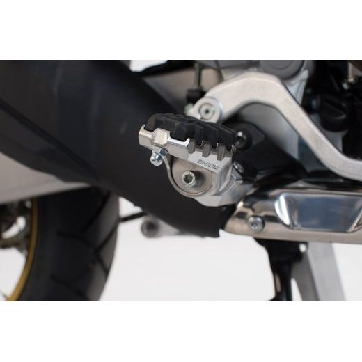 SW MOTECH STUPAČKY EVO PRO: HONDA NT1100 (21-), XL750 (22-).
