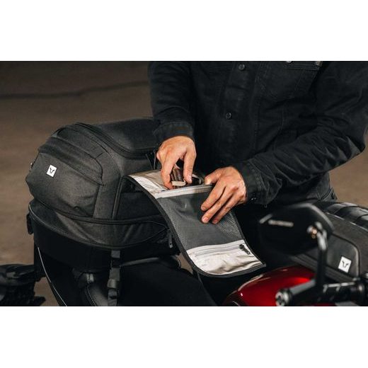 SW MOTECH LEGEND GEAR ZADNÍ TAŠKA LR4 ČERNÁ 18-25 L.