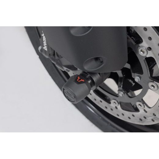 SW MOTECH PADACÍ PROTEKTORY NA PŘEDNÍ OSU KTM 790 ADV / R (19-), 890 ADV / R (20-).