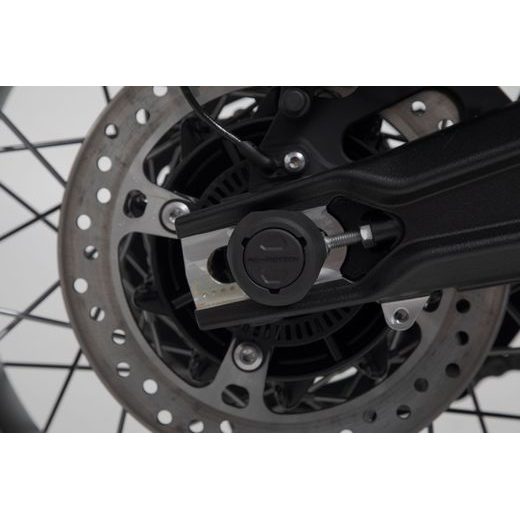 SW MOTECH PADACÍ PROTEKTORY NA ZADNÍ OSU TRIUMPH TIGER 800 (10-)/ 900 (19-).