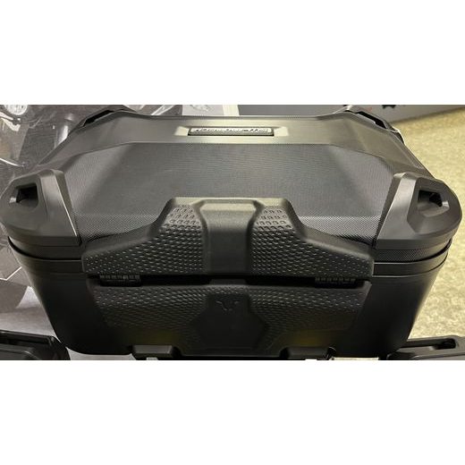 SW MOTECH OPĚRKA PRO KUFR DUSC M/L, 33/41 LITRŮ