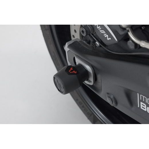 SW MOTECH PADACÍ PROTEKTORY NA ZADNÍ OSU TRIUMPH TRIDENT 660 / TIGER 660, X-CAPE 650.