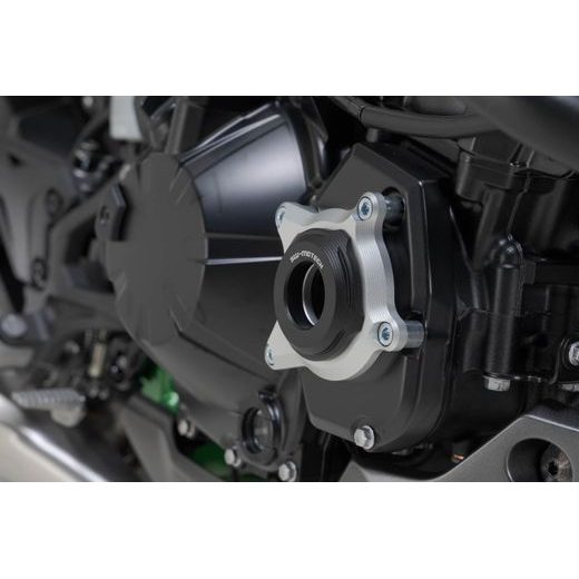 SW MOTECH PROTEKTOR MOTORU ČERNÁ/STŘÍBRNÁ BLACK/SILVER. KAWASAKI Z900 MODELS (16-).