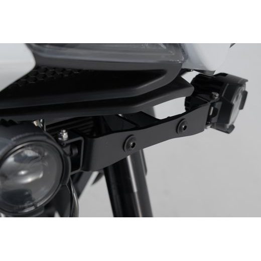 SW MOTECH SADA : DRŽÁK DÁLKOVÁ SVĚTLA, MOTO MORINI X-CAPE 650 (21-).