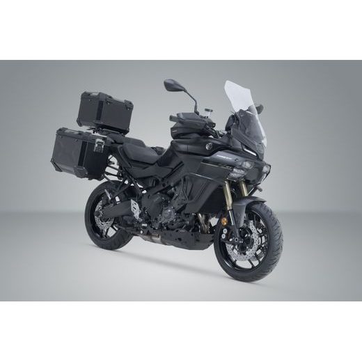 SW MOTECH ADVENTURE SET TRAX ADV BLACK. YAMAHA TRACER 9 / GT / GT (24-).