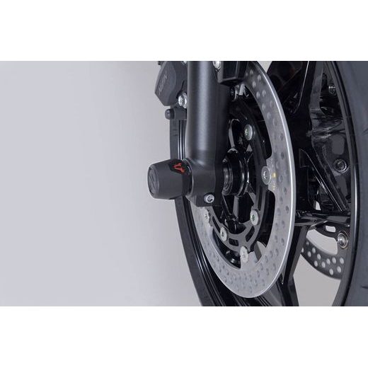 SW MOTECH PADACÍ PROTEKTOR NA PŘEDNÍ OSU,KAWASAKI Z650 S (25-).