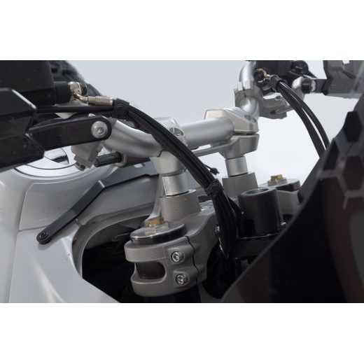 SW MOTECH ZVÝŠENÍ ŘÍDÍTEK-STŘÍBRNÉ, DUCATI DESERTX (22-).