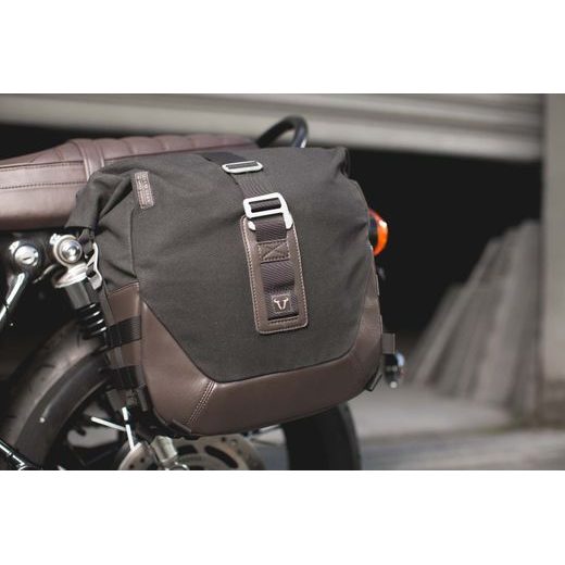 SW MOTECH LEGEND GEAR BOČNÍ TAŠKA SET - ČERNÁ EDICE TRIUMPH BONNEVILLE T100 (16-) / T120 (15