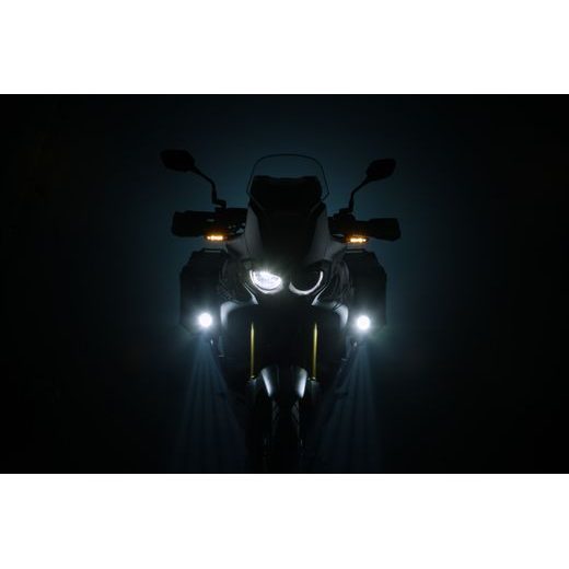 SW MOTECH LED SVĚTLA DÁLKOVÁ-HOMOLOGOVANÁ, VČETNĚ VYPÍNAČE A KABELÁŽE