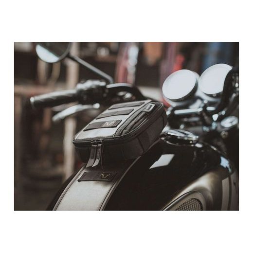 SW MOTECH LEGEND GEAR POPRUH SLA NA NÁDRŽ BMW R NINE T