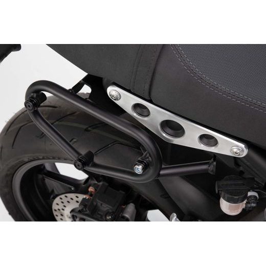 SW MOTECH NOSIČ SLC LEVÝ ČERNÝ YAMAHA XSR900 (15-21) / ABARTH (17-)