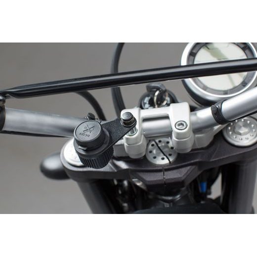 SW MOTECH DRŽÁK ZÁSUVKY NA ŠROUB M10