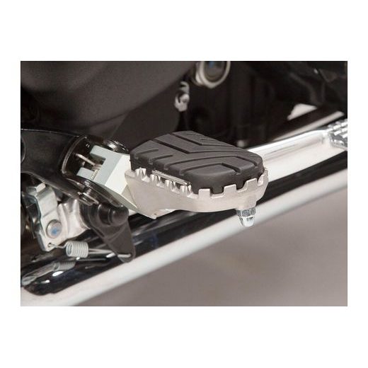 SW MOTECH STUPAČKY PRO TRIUMPH BONNEVILLE/T100 (04-),SCRAMBLER (05-)