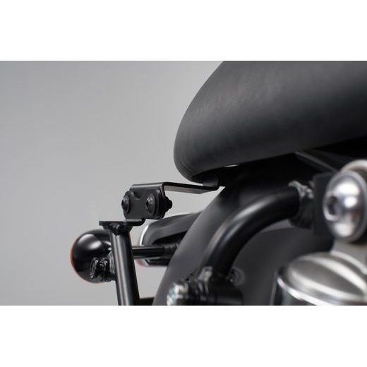 SW MOTECH ADAPTÉR PRO SLC BOČNÍ NOSIČ PRAVÝ PRO BONNEVILLE T120 (16-)