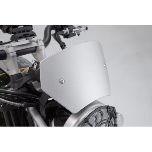 SW MOTECH VĚTRNÝ ŠTÍTEK STŘÍBRNÝ TRIUMPH SCRAMBLER 1200 XC / XE (18-).