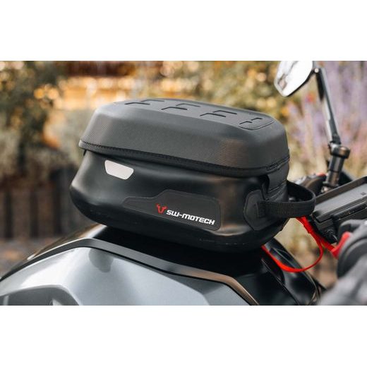 SW MOTECH TANKBAG MICRO WP PRO ,OBJEM 4 LITRY,