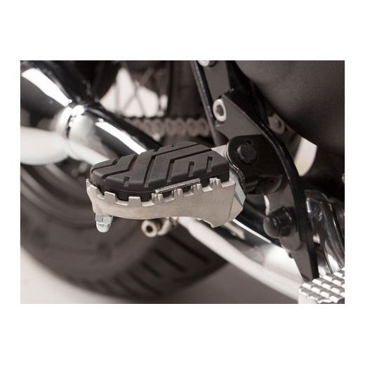 SW MOTECH STUPAČKY PRO TRIUMPH BONNEVILLE/T100 (04-),SCRAMBLER (05-)
