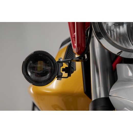 SW MOTECH DRŽÁKY SVĚTEL PRO MOTO GUZZI V85 TT (19-).